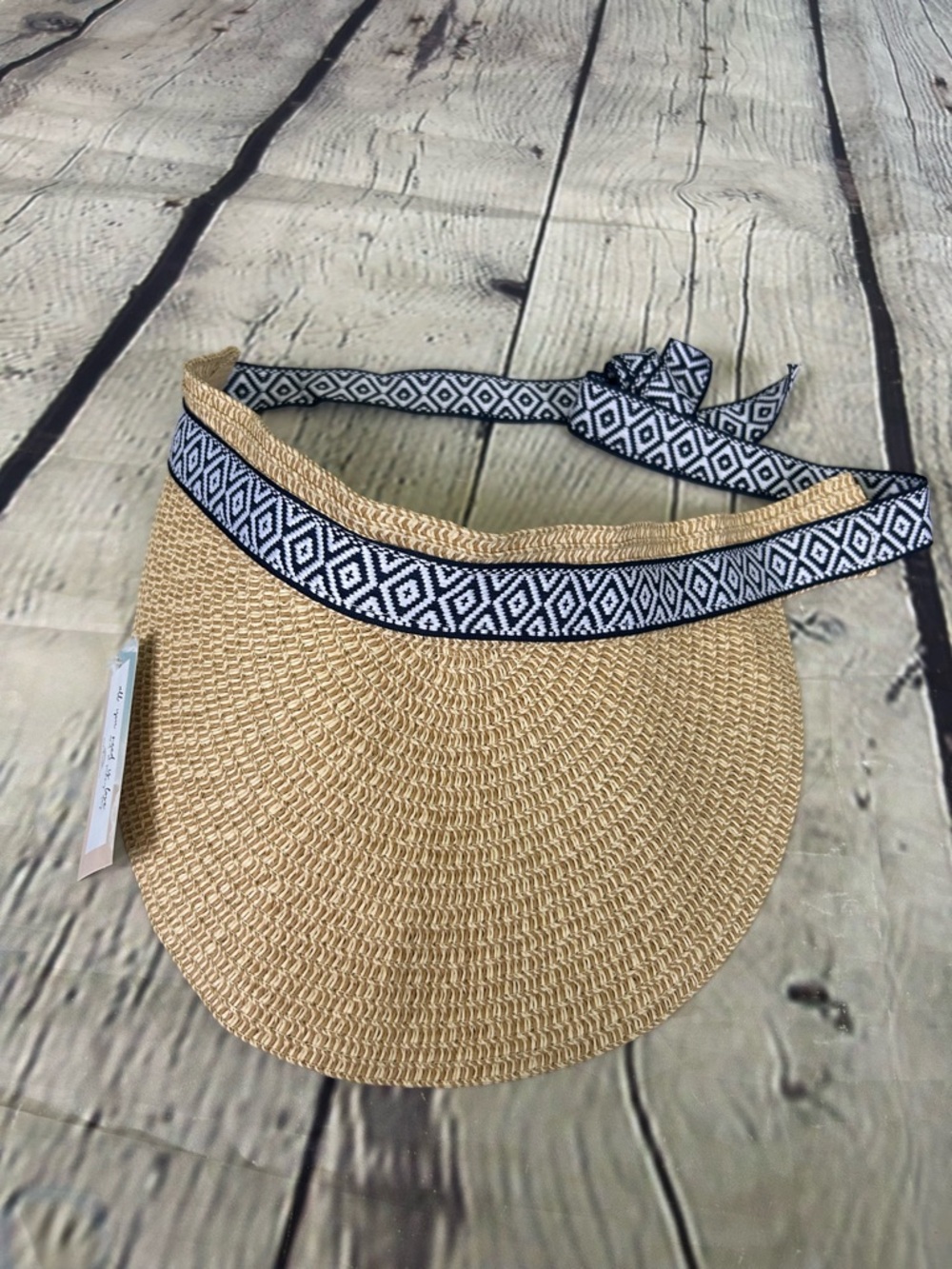 Woven Straw Visor with Blue & White Geometric Band tie